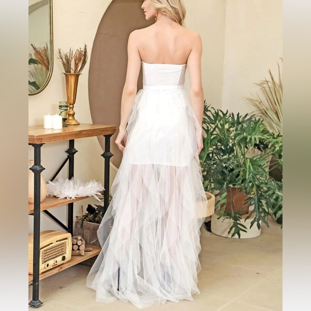 Love & Lemonade Layered Ruffle Mesh Wedding Dress - Picture 3 of 5